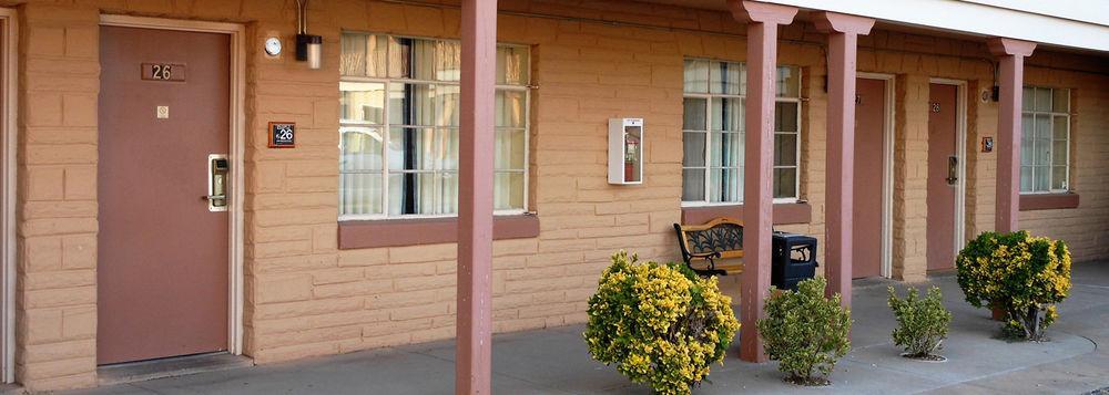 Budget Inn Artesia Buitenkant foto
