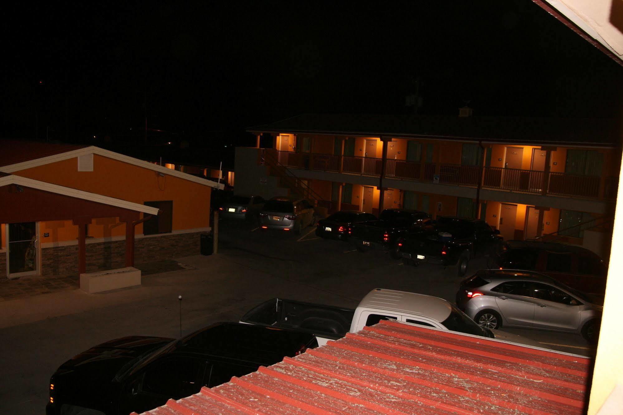 Budget Inn Artesia Buitenkant foto