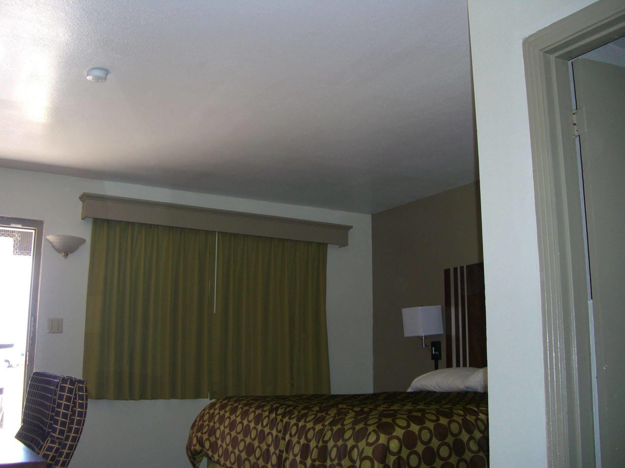 Budget Inn Artesia Buitenkant foto