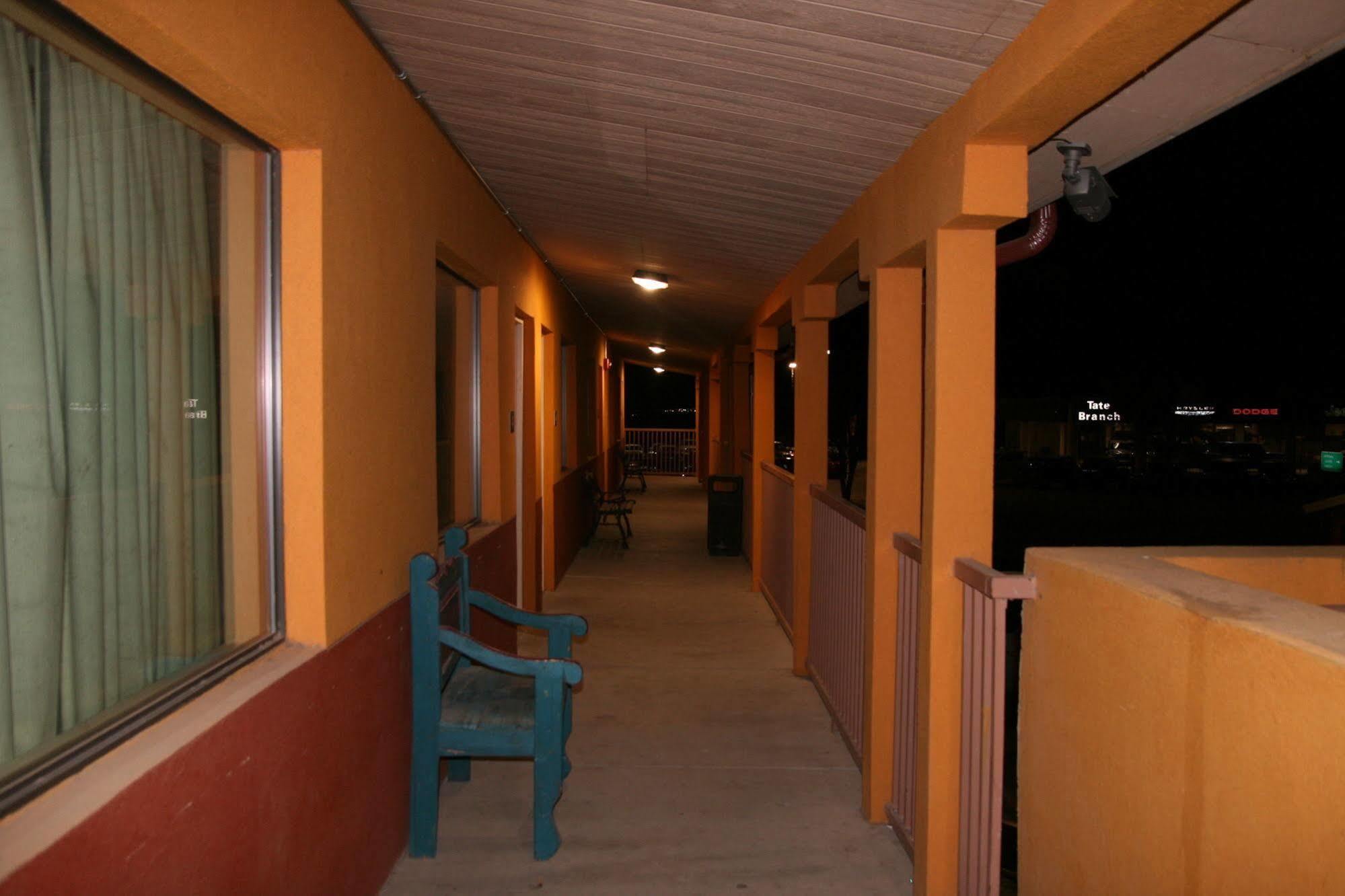 Budget Inn Artesia Buitenkant foto